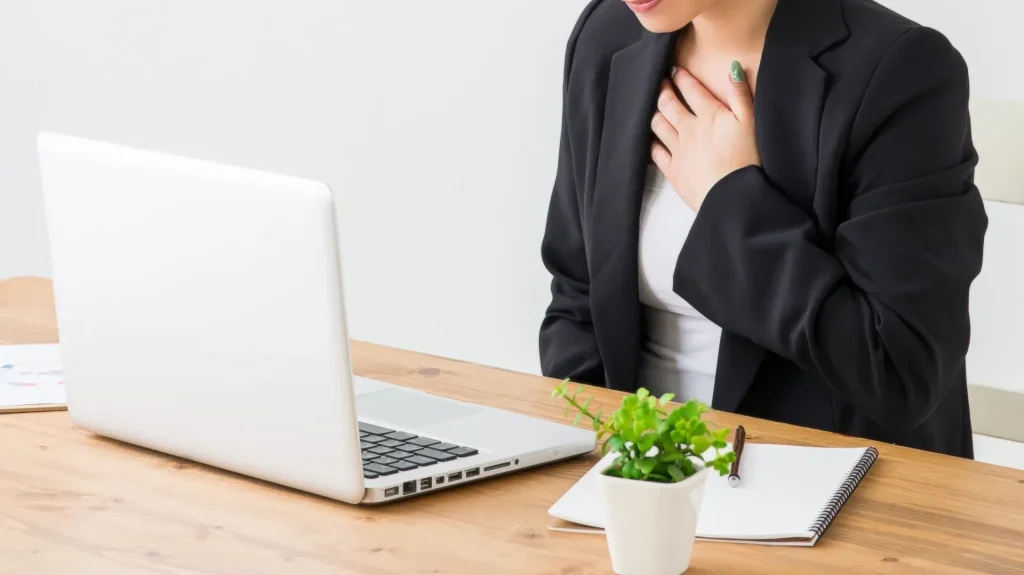 痰が絡む咳はコロナ 咳や痰の原因や対処法について解説 ひまわり医院 内科 皮膚科 痰が絡む咳はコロナ 咳や痰の原因や対処法について解説 ひまわり医院 内科 皮膚科